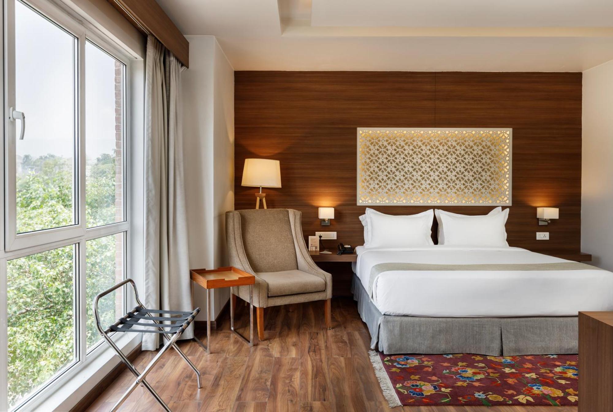 Hotel Ambassador By Ace Hotels Kathmandu Bagian luar foto