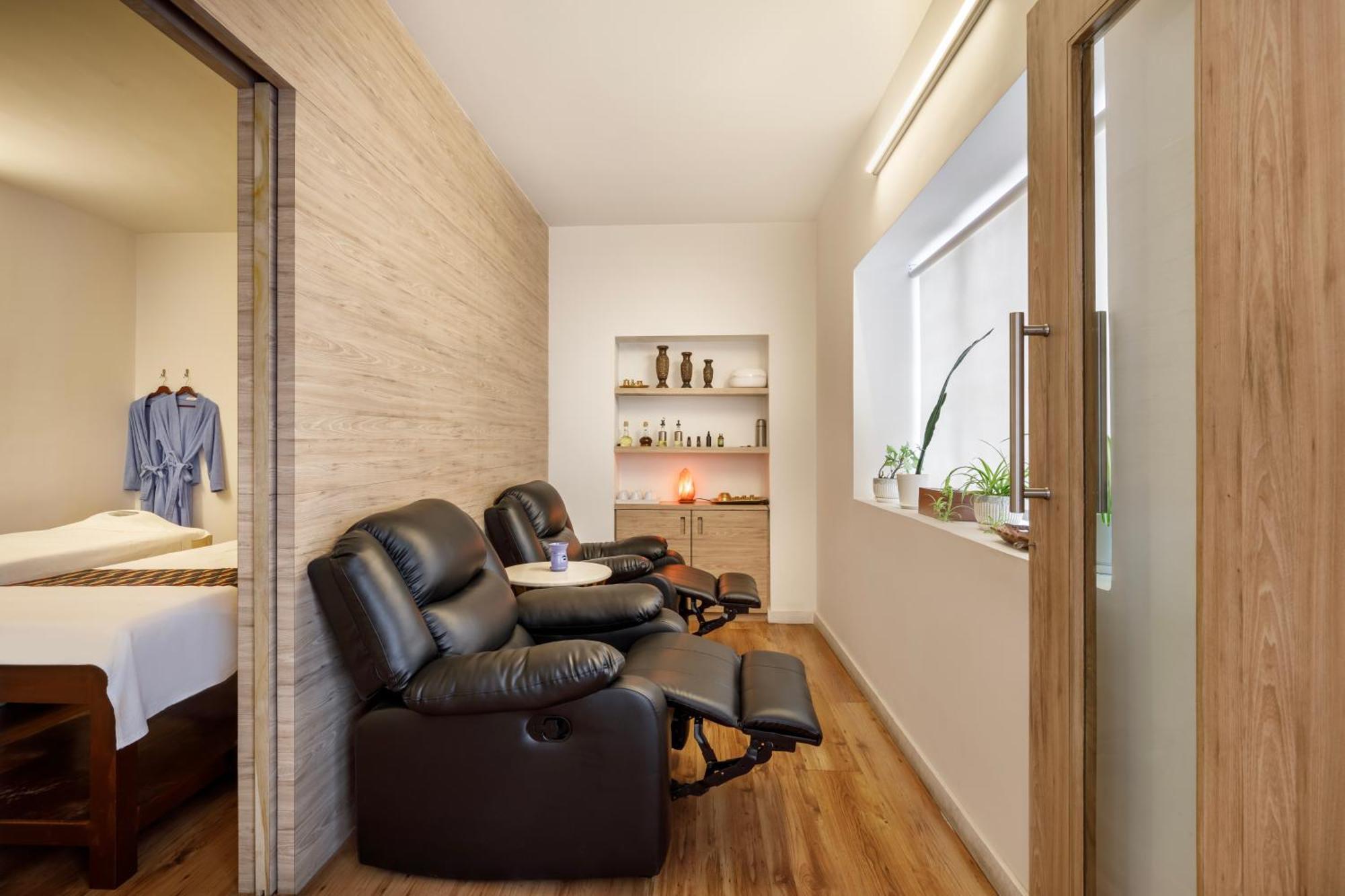 Hotel Ambassador By Ace Hotels Kathmandu Bagian luar foto