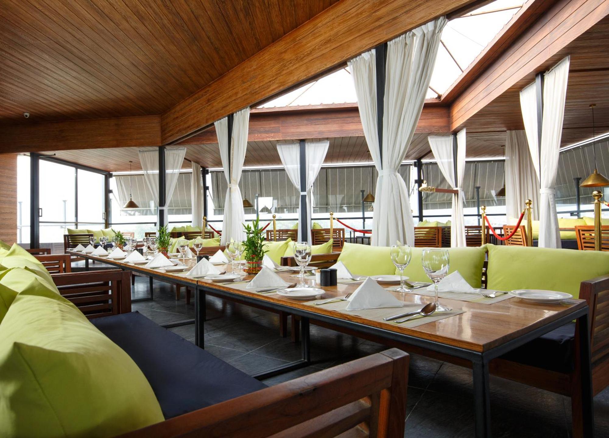 Hotel Ambassador By Ace Hotels Kathmandu Bagian luar foto