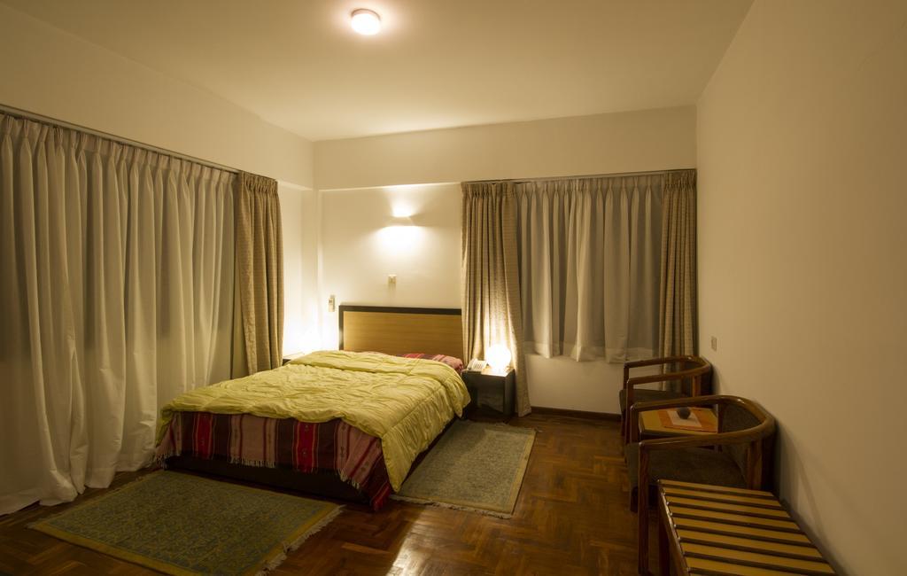 Hotel Ambassador By Ace Hotels Kathmandu Bagian luar foto